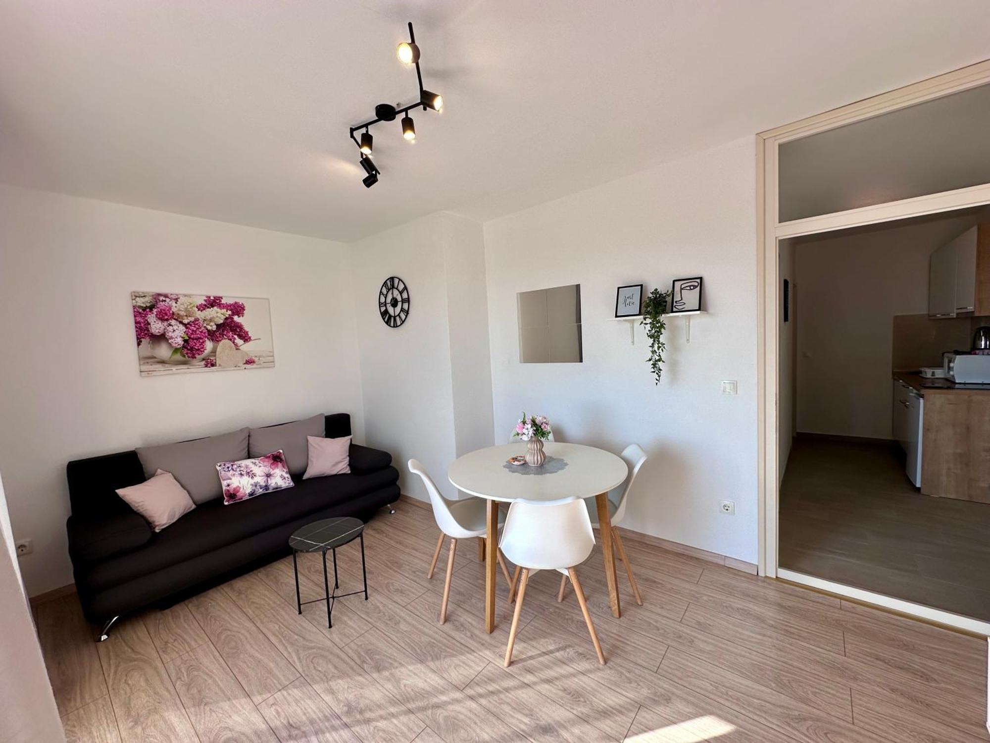 Apartmani Josipa Baška Voda Kültér fotó